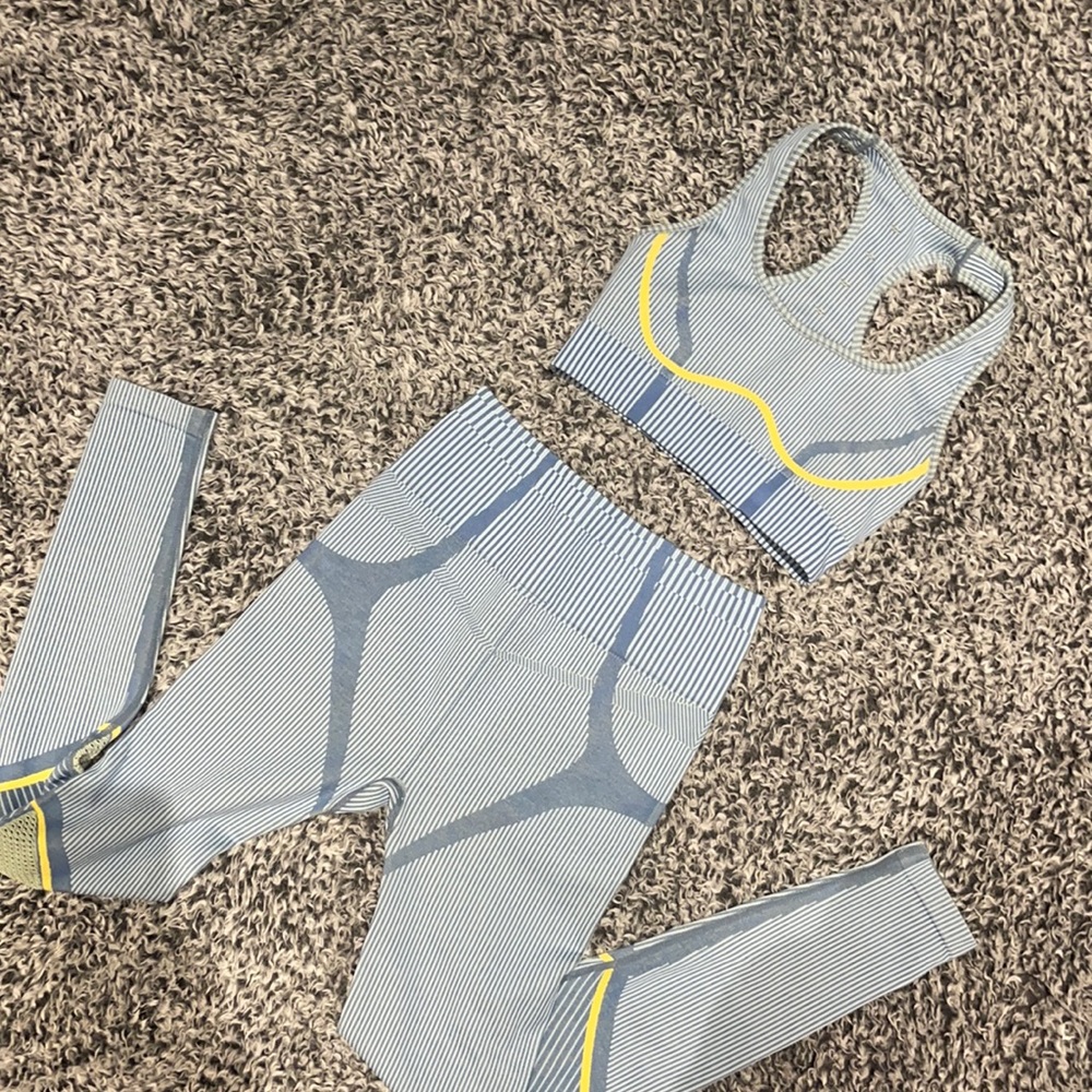 Fabletics sports set, only work once